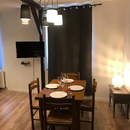 Apartment Le 3 - Le Chateau Du Lichtenberg Selestat